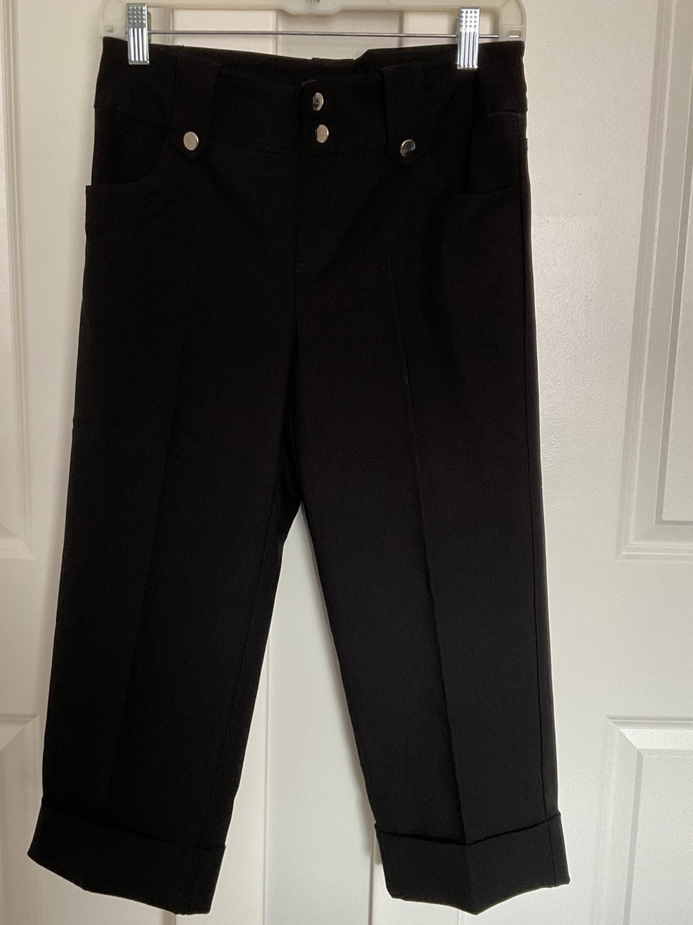 Black Cuffed Women's Capri Pants